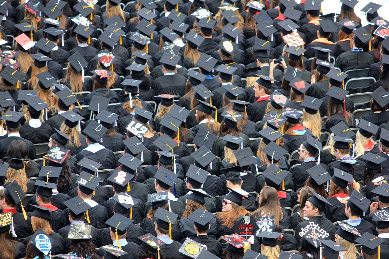 韩国超400万大学毕业生选择躺平